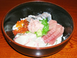 海鮮丼